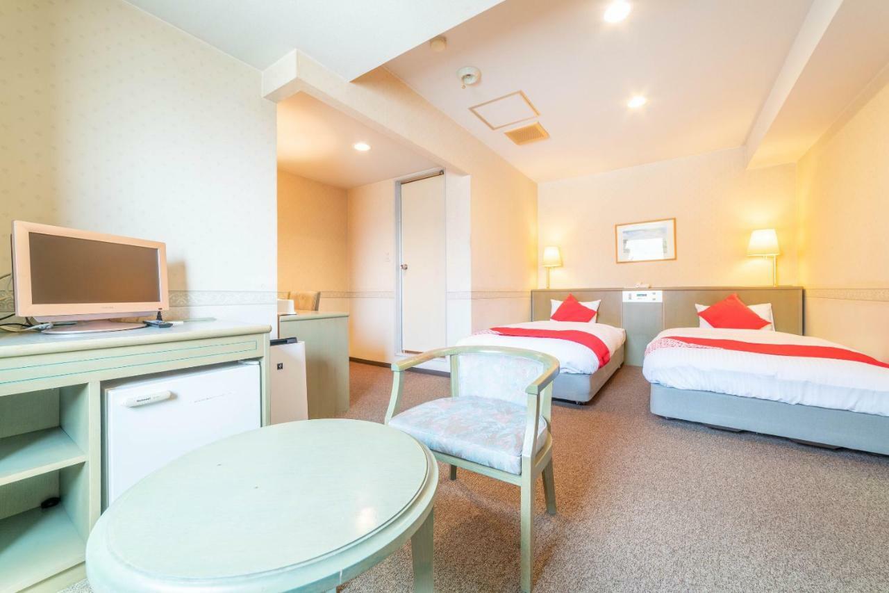 Oyo Business Hotel Nishiura יוקאיצ'י מראה חיצוני תמונה