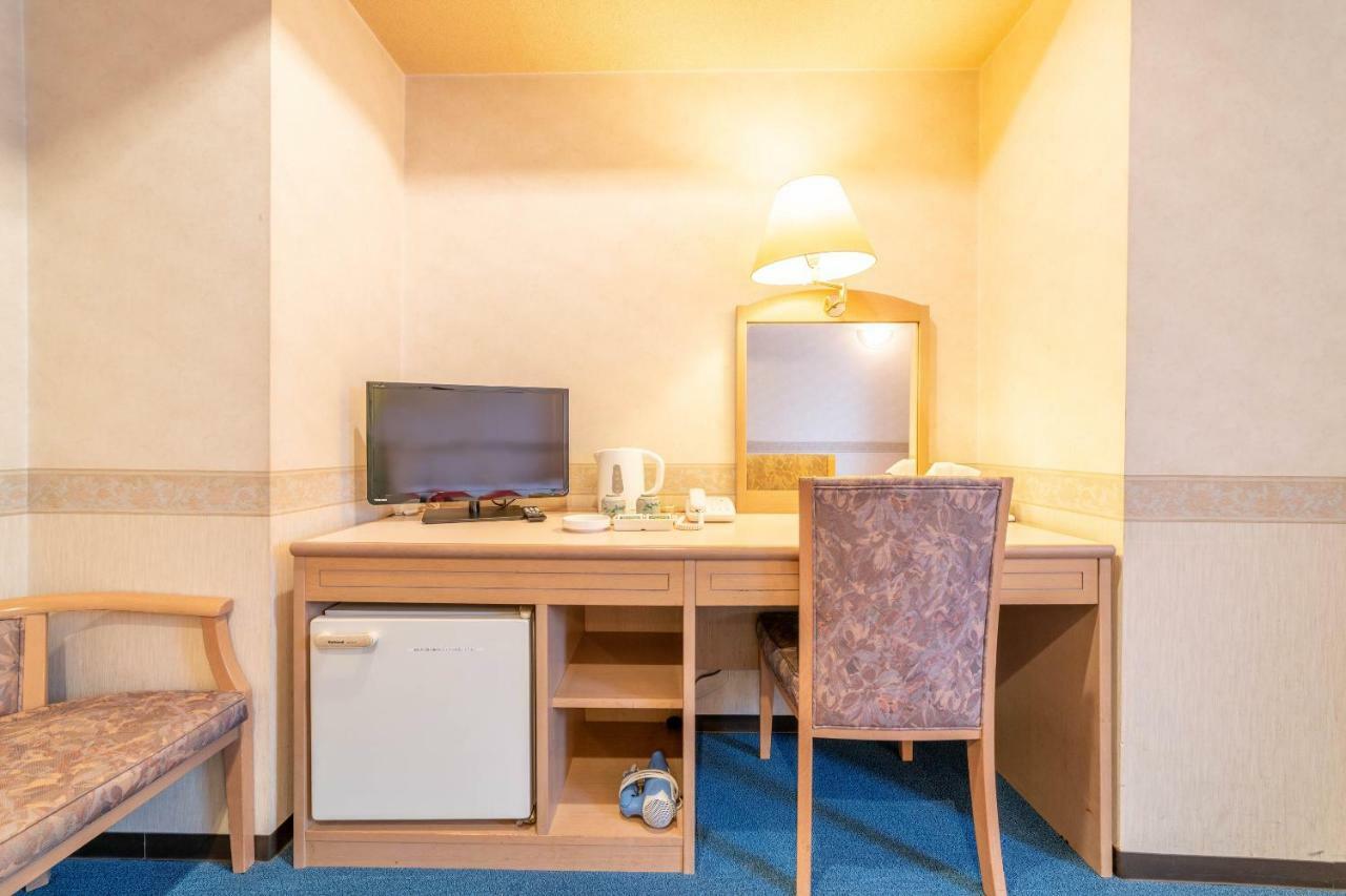 Oyo Business Hotel Nishiura יוקאיצ'י מראה חיצוני תמונה