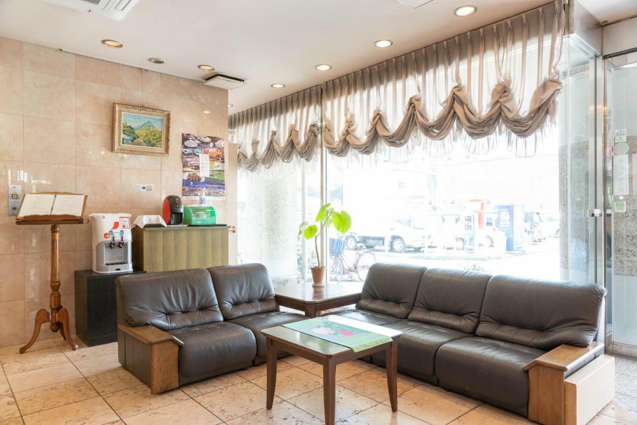 Oyo Business Hotel Nishiura יוקאיצ'י מראה חיצוני תמונה